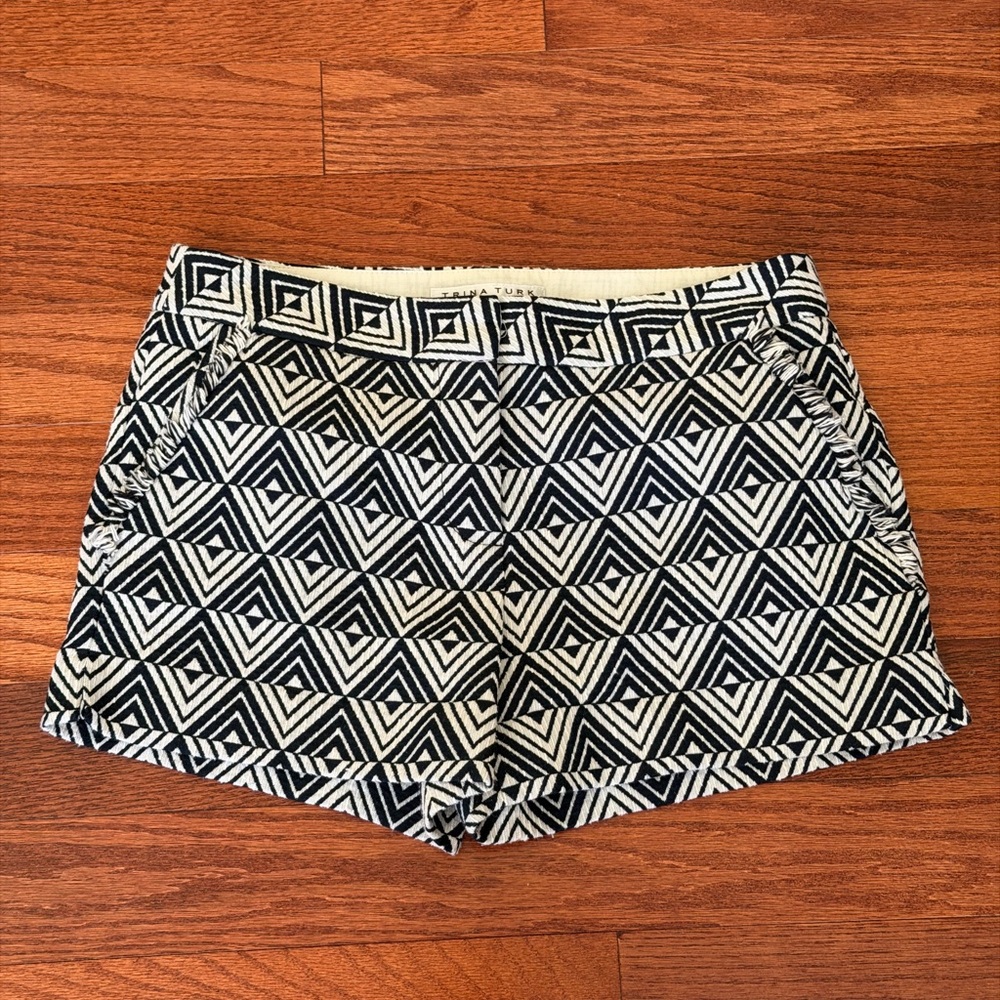 Trina Turk Women’s Navy Print Short 4